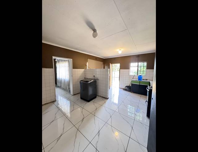 3 BEDROOM FREESTANDING FOR SALE IN TASBET PARK EXT 3
